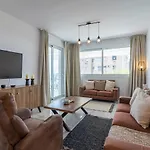Grace 2-bedroom In Apartamento Larnaca