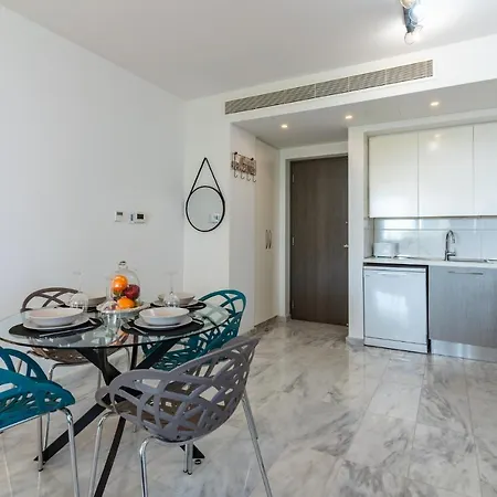 Grace 2-bedroom In Апартаменты *