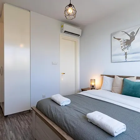 Апартаменты Grace 2-bedroom In